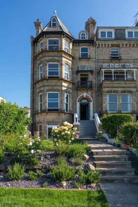 Beachfront Luxury Home With Spectacular Sea Views Herne Bay Εξωτερικό φωτογραφία