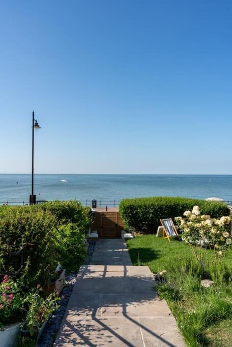 Beachfront Luxury Home With Spectacular Sea Views Herne Bay Εξωτερικό φωτογραφία